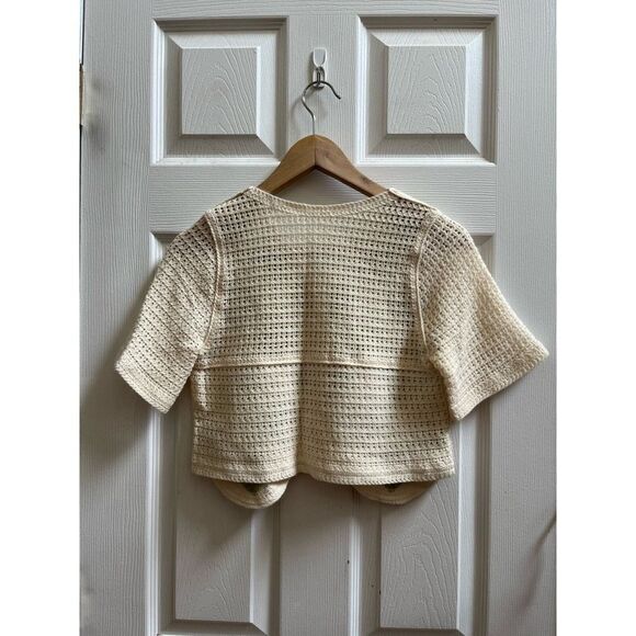 Crochet Knit Button Closure Short Sleeve Sweeter Top Size Small Boho - Picture 5 of 9